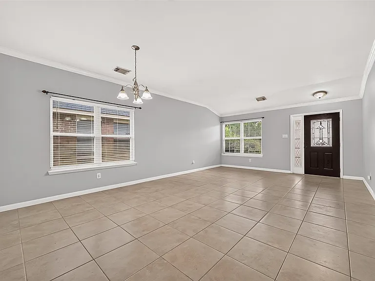 3223 Legends Creek Dr — Photo 4