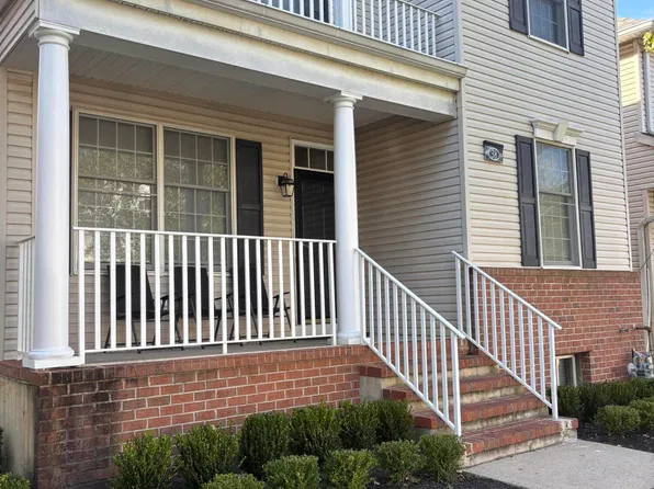 38 Ponderosa Drive, Lakewood, NJ 08701