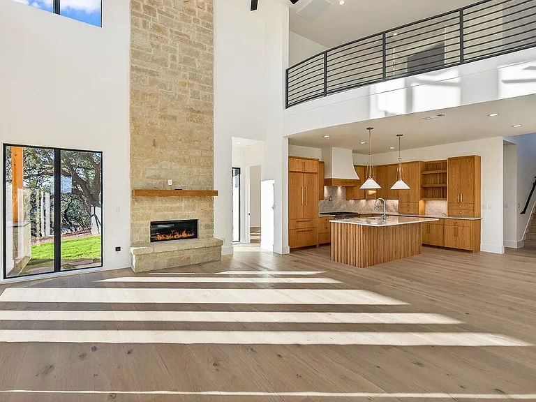 402 Emerald Way — Photo 8