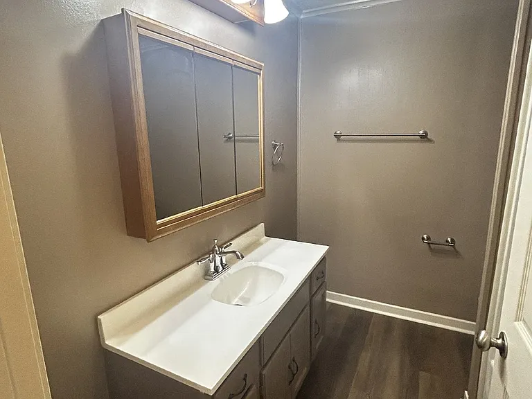 451 Mill St — Photo 9