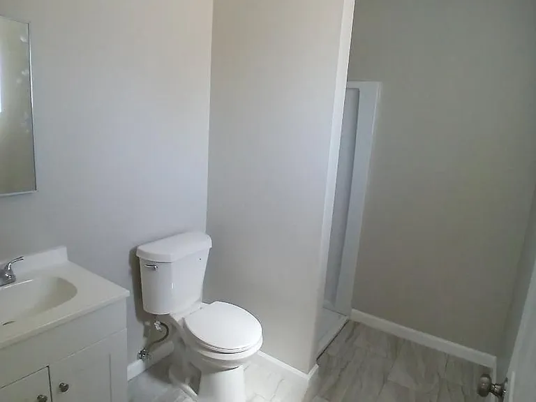 172 W Alamo St — Photo 13