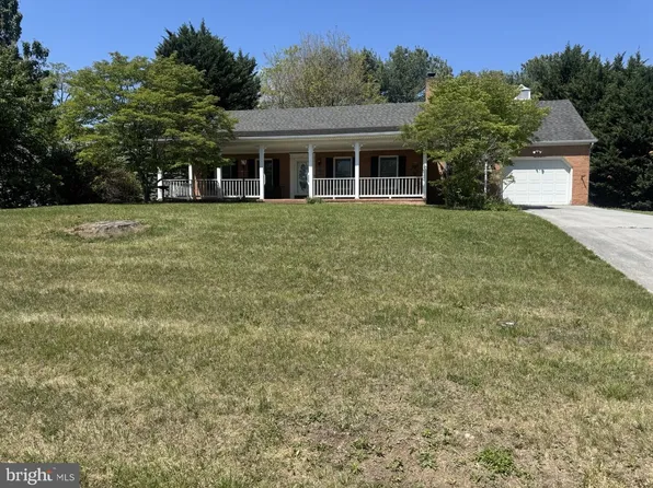 111 Wythe Ave, Stephens City, VA 22655