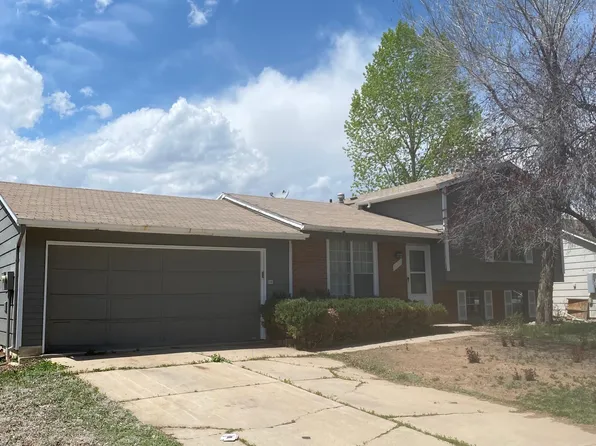 4225 Hummingbird Dr, Fort Collins, CO 80526