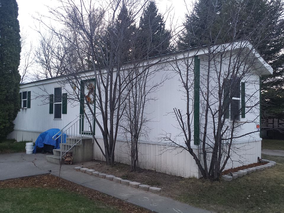 1st image of 213 Holly St