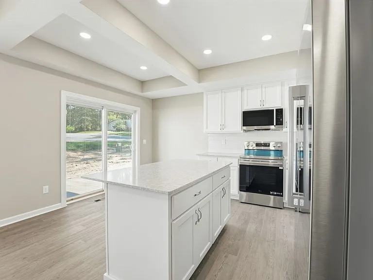 2890 Getz Rd — Photo 23