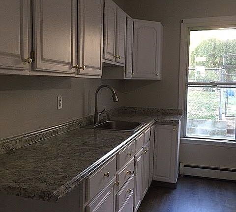 5th image of 59 Highland Ave