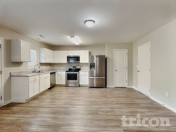 4th image of 4120 Devonwood Ct