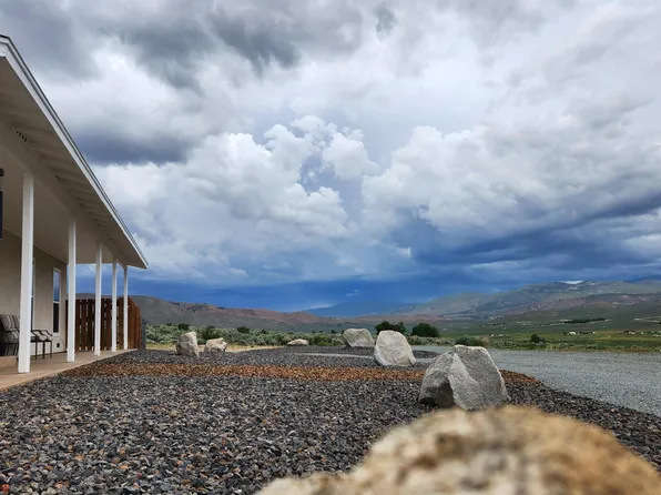 60 Quarterhorse Cir, Reno, NV 89508