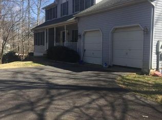 26 Lindsey Ln, Stafford, VA 22556