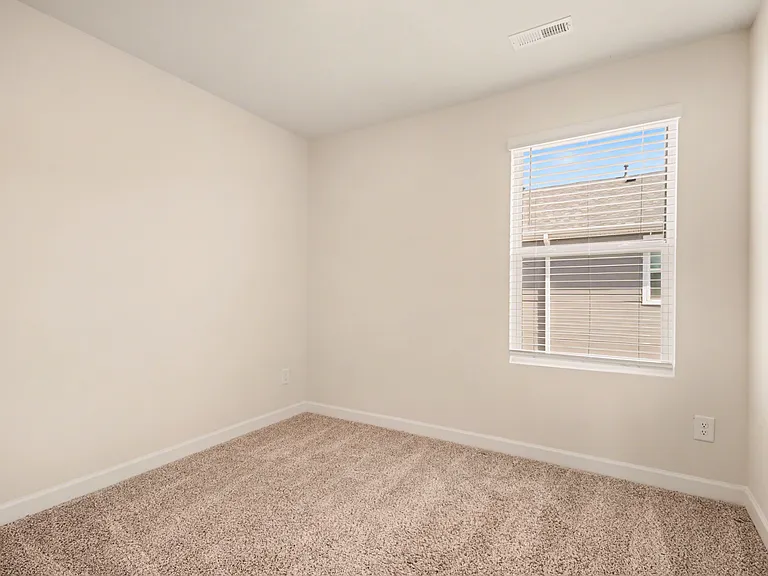 4426 Millennium Ave — Photo 27