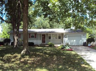 6725 Clovercrest Dr, Fort Wayne, IN 46815