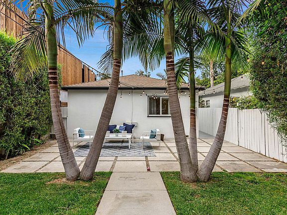 4th image of 766 Rosecrans Ave
