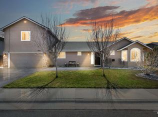 10923 W Halstead Ct, Boise, ID 83713