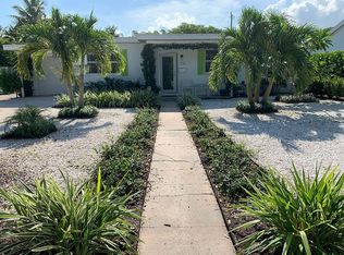 950 10th St N, Naples, FL 34102