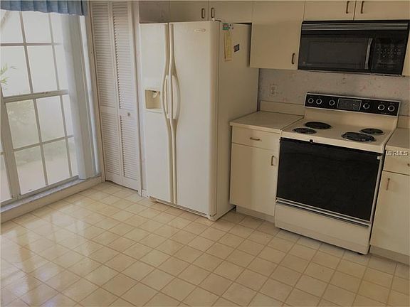 5th image of 11660 Shipwatch Dr APT 1444