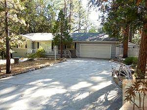 1st image of 25955 Oakwood St