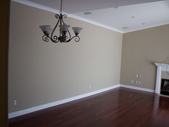 4th image of 9001 Owensmouth Ave Unit 42