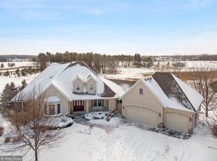 6415 Broadview Dr, Prior Lake, MN 55372