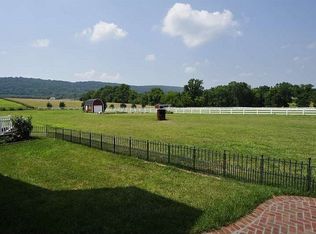 37074 Gallop Ln, Purcellville, VA 20132