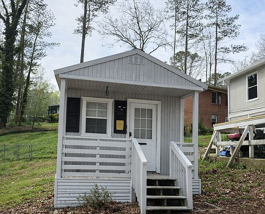 2nd image of 2298 Tilson Cir