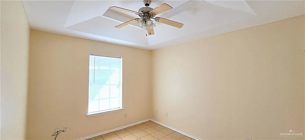 2 bed, 2.0 bath, 3808 sqft, $780 — Photo 4