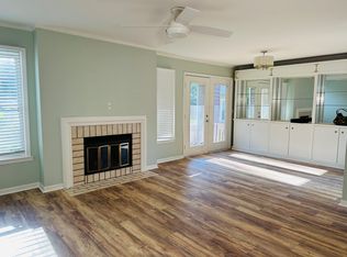225 Hillsboro Pl, Nashville, TN 37215