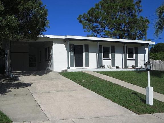 2nd image of 1746 Oasis Ave