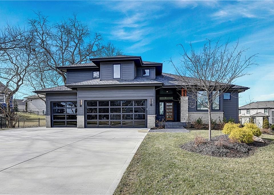 1st image of 17036 Magnolia