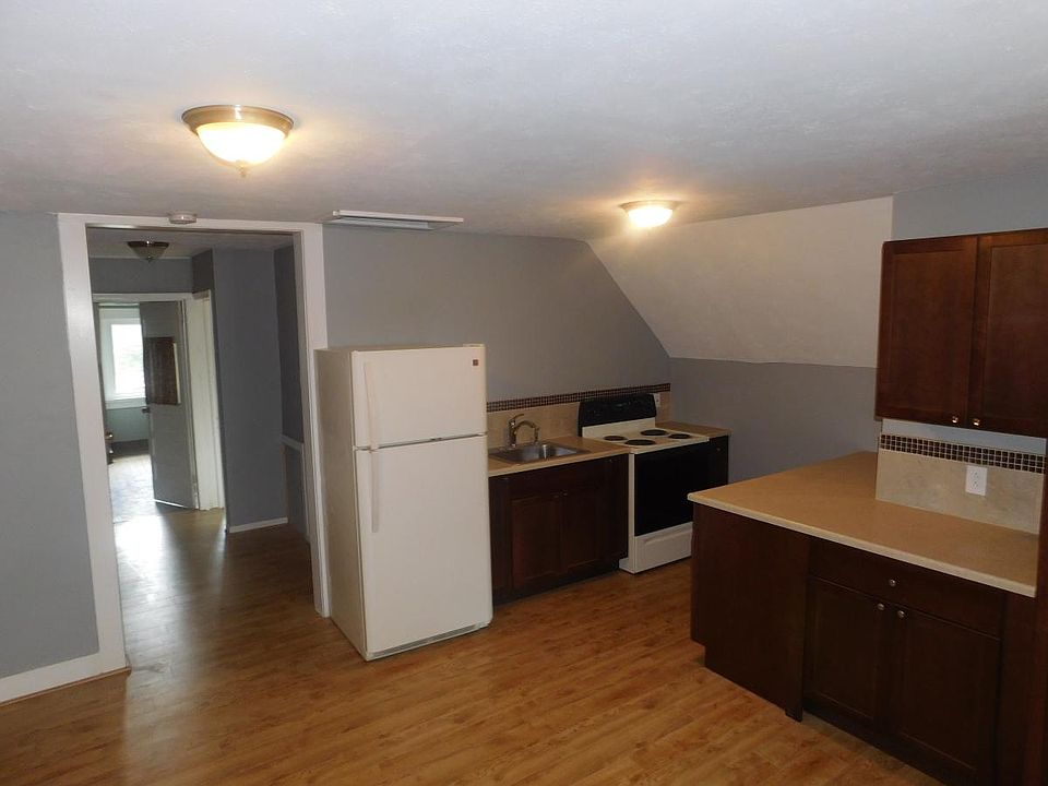 Kitchen / Dining room combo