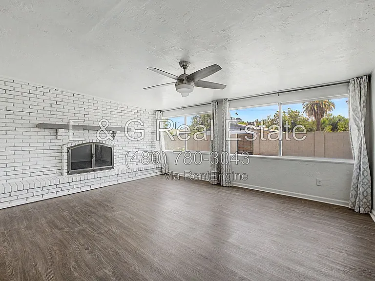 1711 W Montecito Ave — Photo 5