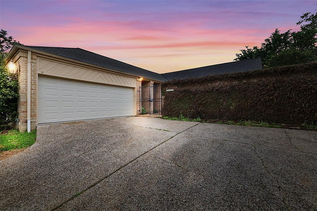 11169 Riverview Way, Houston, TX 77042 Zillow