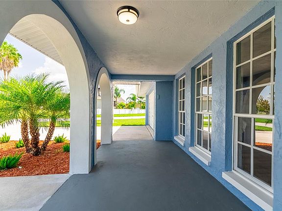 3rd image of 3836 Topsail Trl