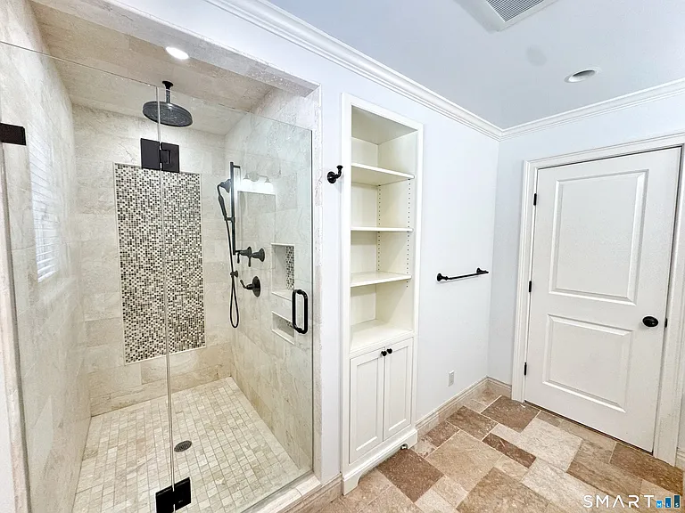 10 Harvann Rd — Photo 17