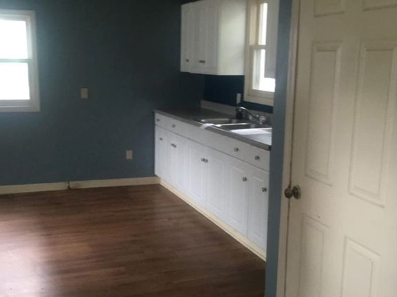 2nd image of 215 Gold Ave NW #217