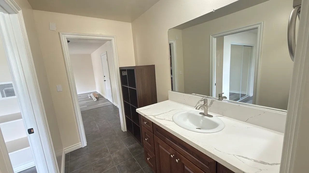 1 bed, 600 sqft, $1,774 — Photo 4