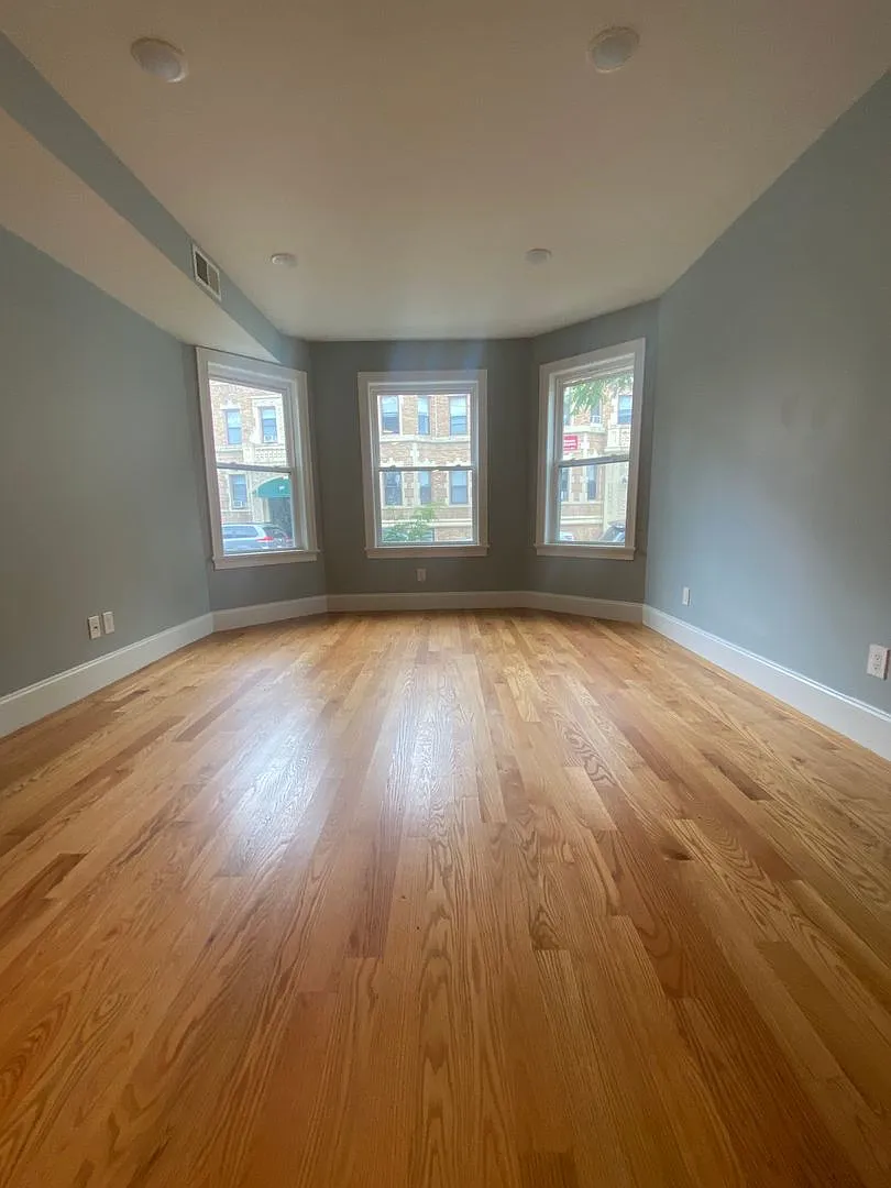 Renovated Allston 5 Bed/2 Bath on Brookline Border. Available September 1st, 2026 — Photo 4