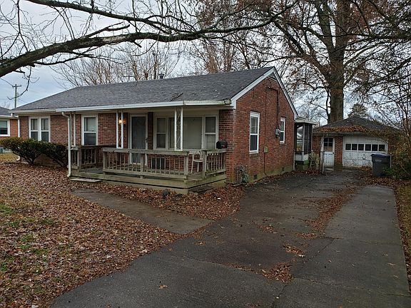 3rd image of 2002 Dixie Garden Dr
