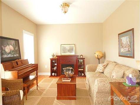 5th image of 1309 Country Meadows Ln