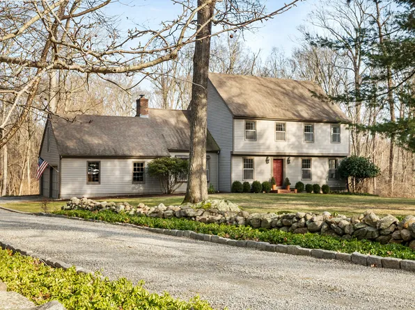 3 Fawn Trail, Old Lyme, CT 06371