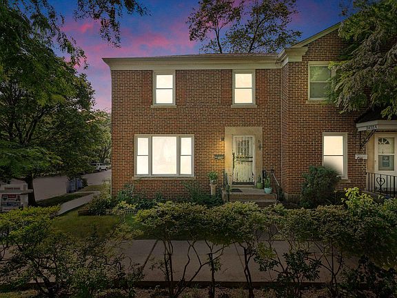 2nd image of 2432 W Fitch Ave #C