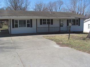 617 S Elgin Ave, Bolivar, MO 65613