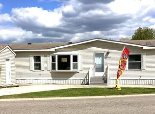 Shelby West, Utica, MI 48315