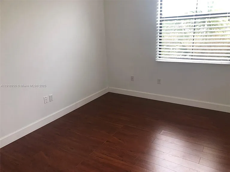 3390 NW 126th Ter #3390 — Photo 7