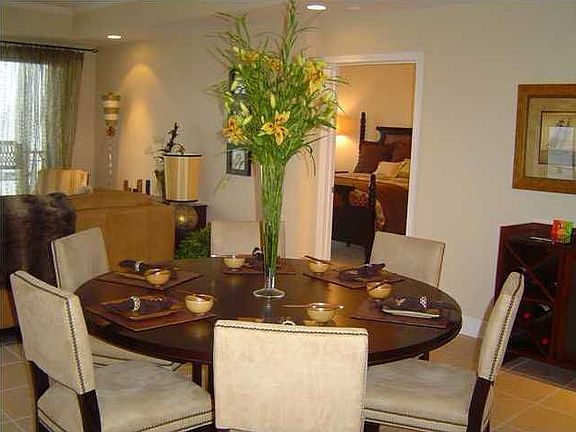 5th image of 8747 Navarre Pkwy Unit 306