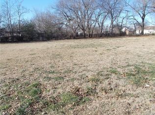 521 E Washington St, Tecumseh, OK 74873