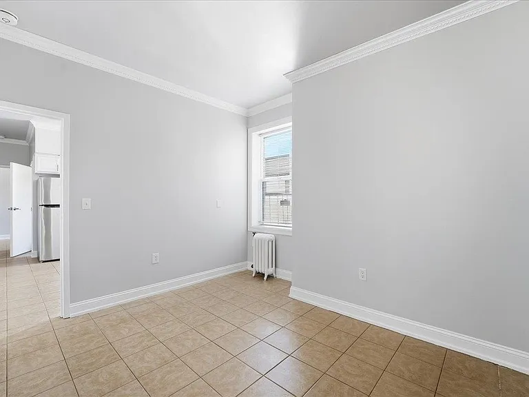 3-5 Potter Pl #2B — Photo 5