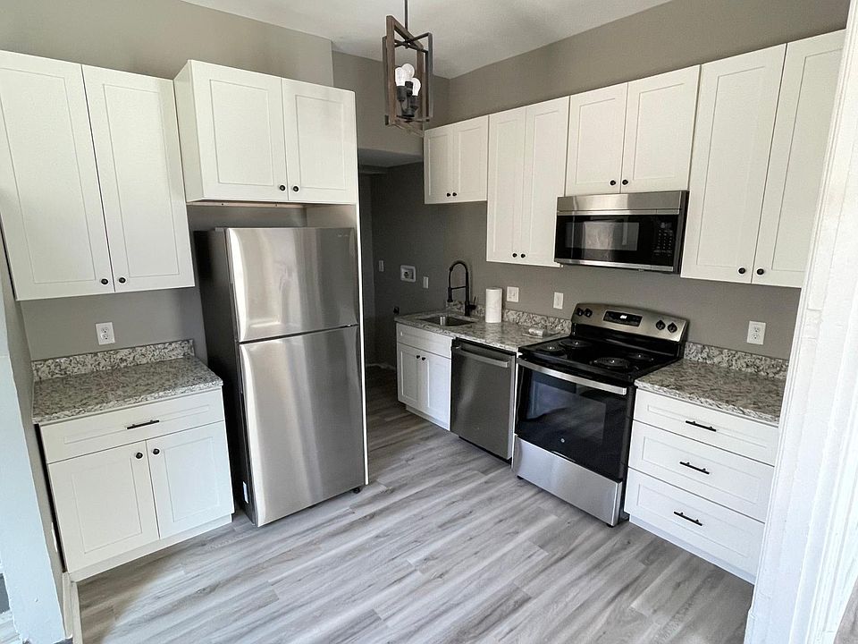 1st image of 462 Dayton St #1