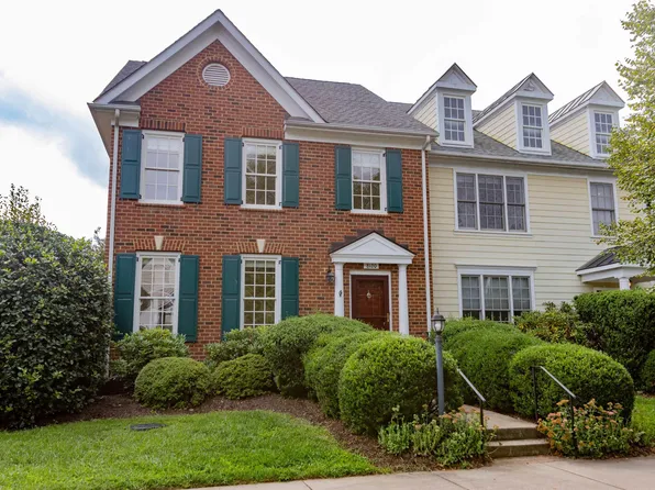 8120 W End Dr, Crozet, VA 22932