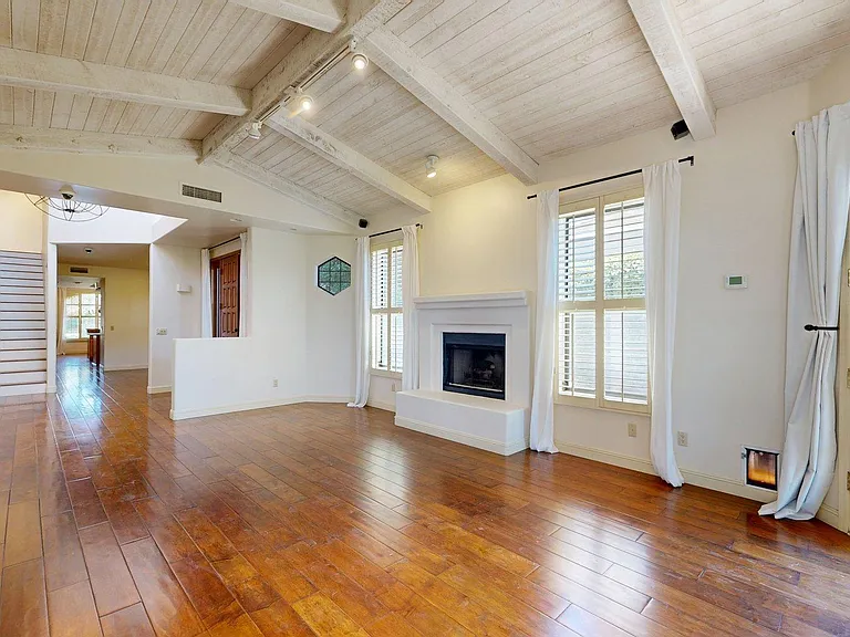 8100 E Camelback Rd #39 — Photo 5