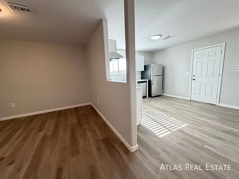 506 N Iroquois Ave #1 — Photo 5